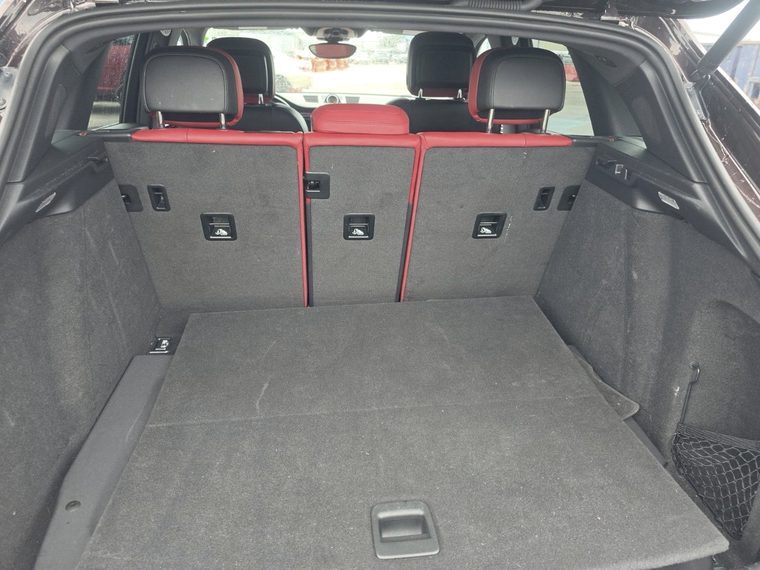 2018 Porsche Macan S - porta-malas